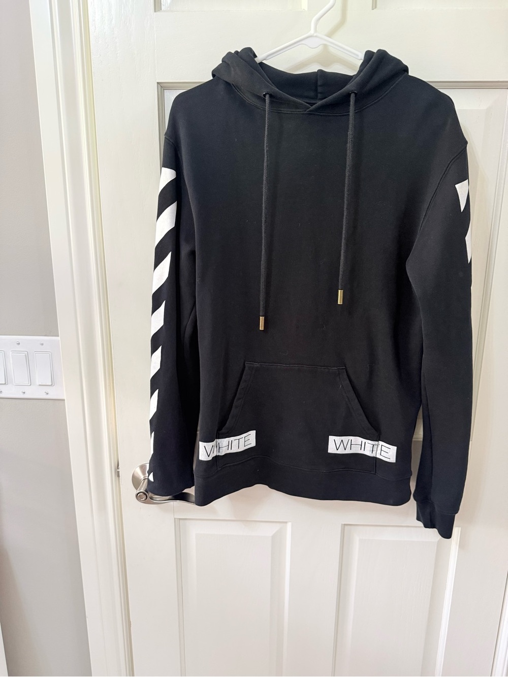 OFF WHITE | Hoodie with White Diagonal Sleeve Stripes